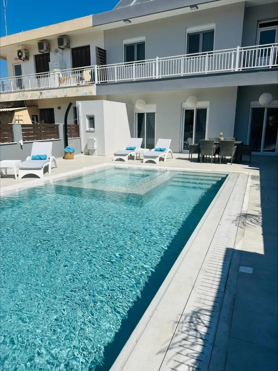 Image 6 of Flev’s Luxury House with pool