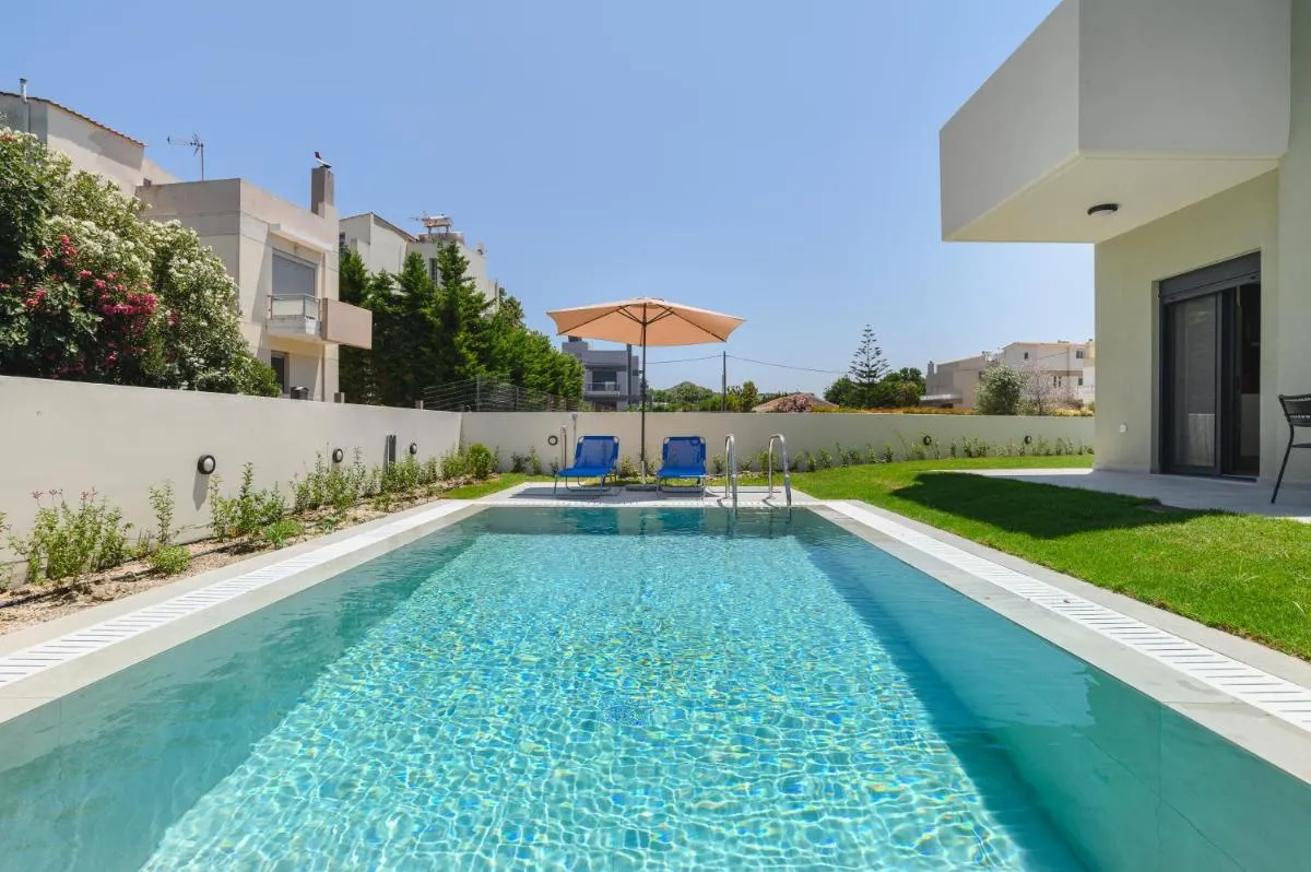 Image 1 of Green Villa