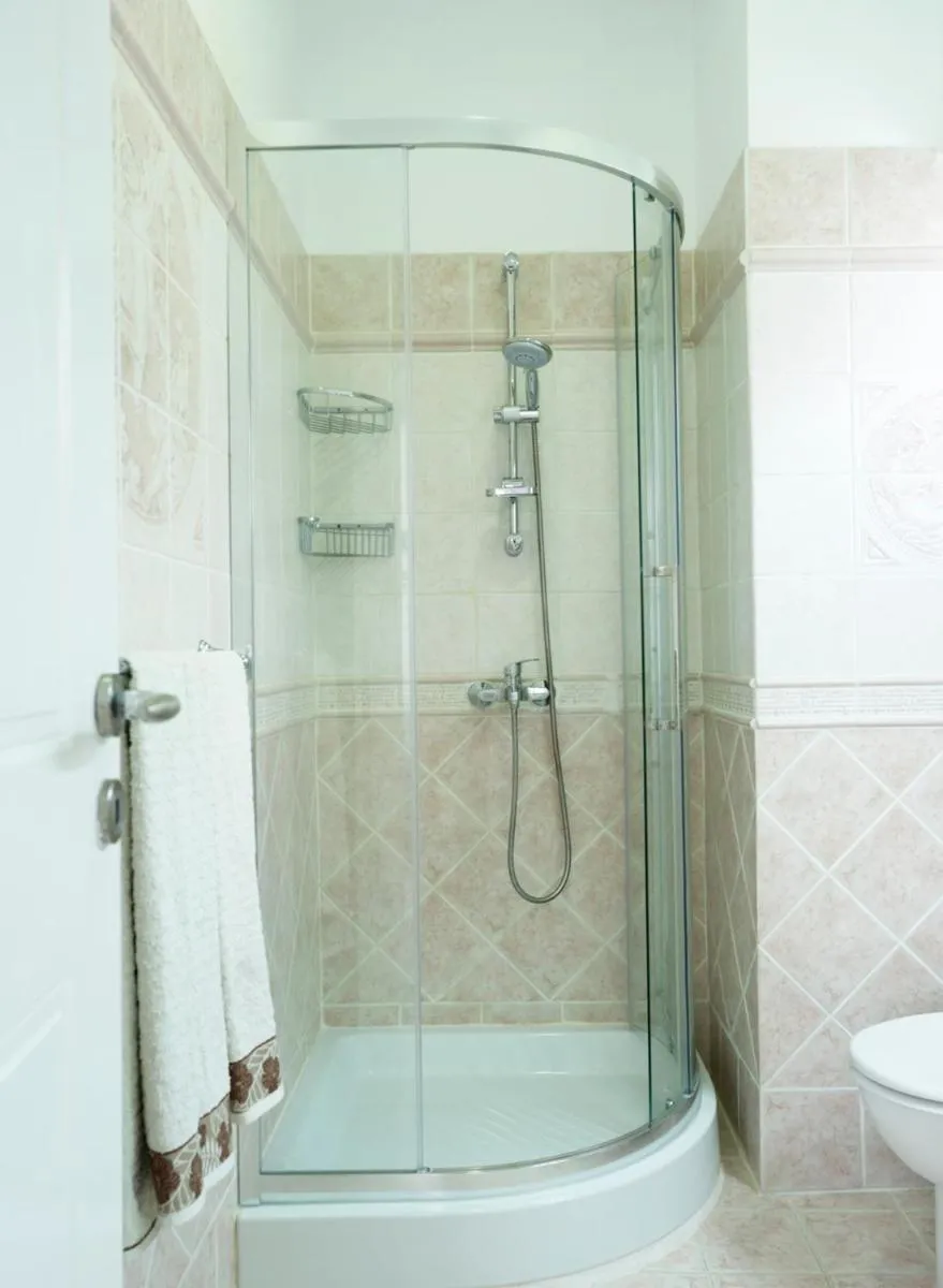 Image 3 of Haraki Beach Mediterranean Retreat