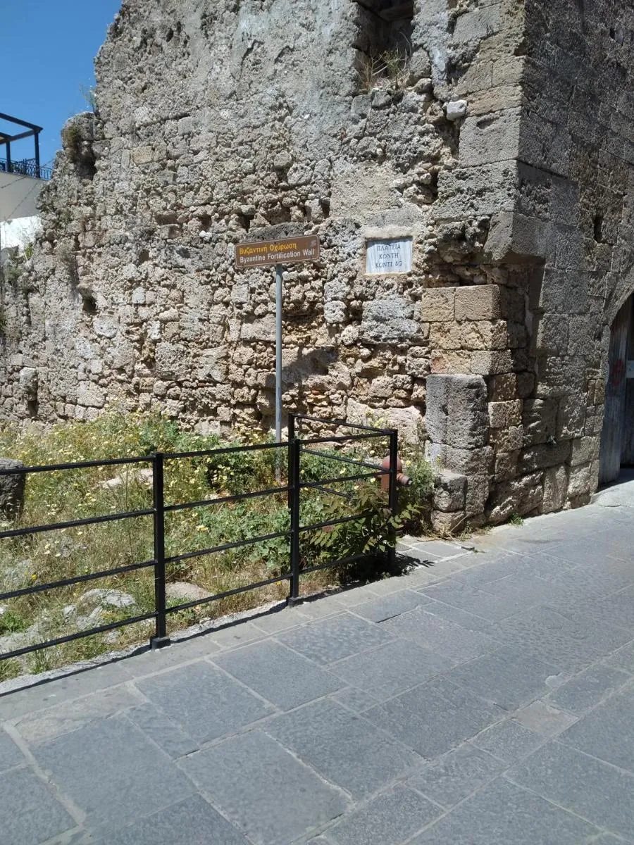 Image 4 of House of dreams