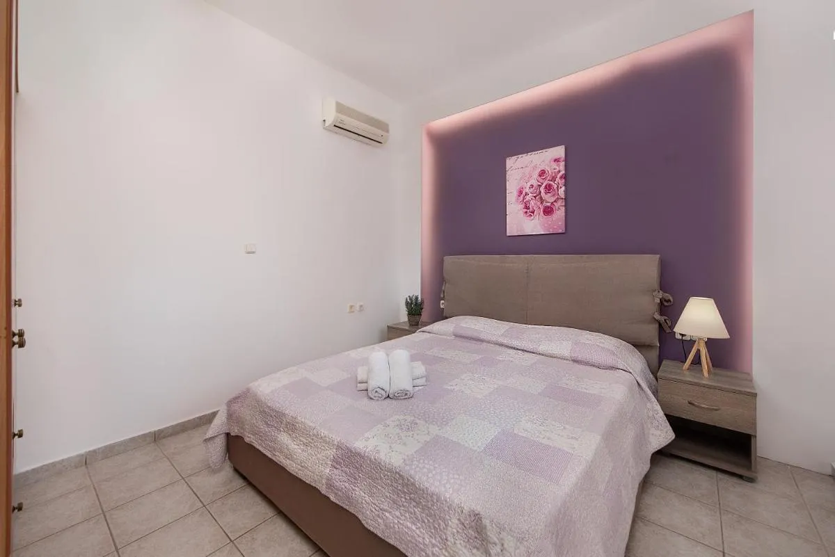 Image 5 of Iliana Apartment