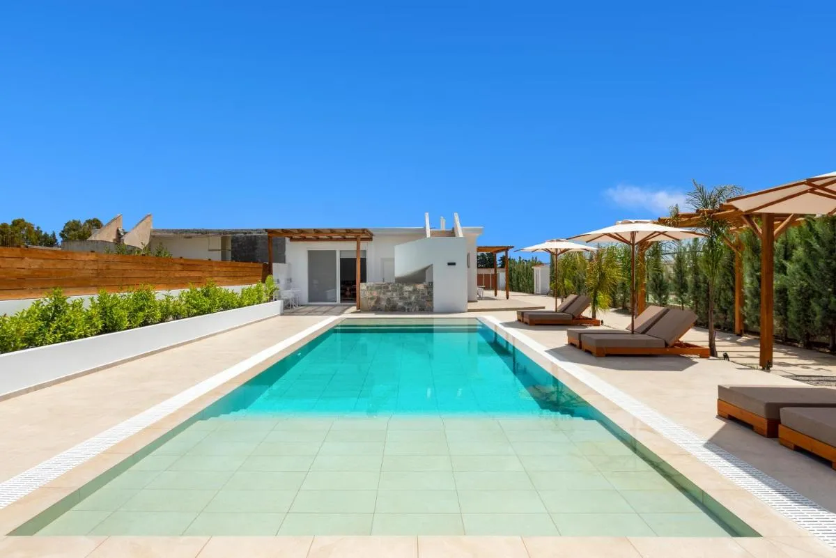 Image 2 of JOHANNES LUXURY VILLAS