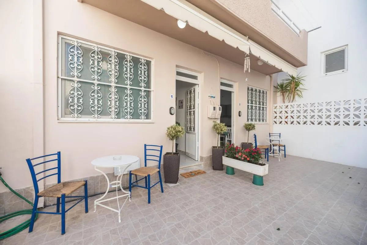 Image 2 of Jaana & Akis Holiday Home 1&2, Haraki