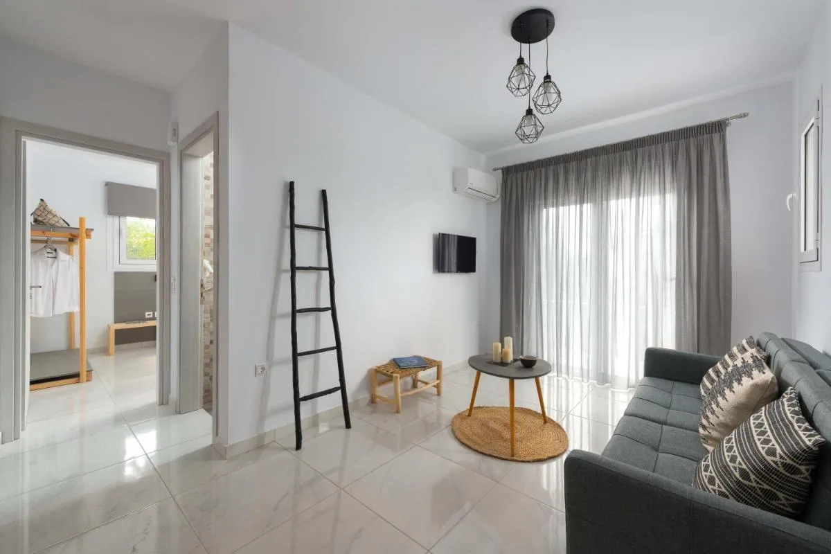 Image 5 of L & C Boutique Apartments