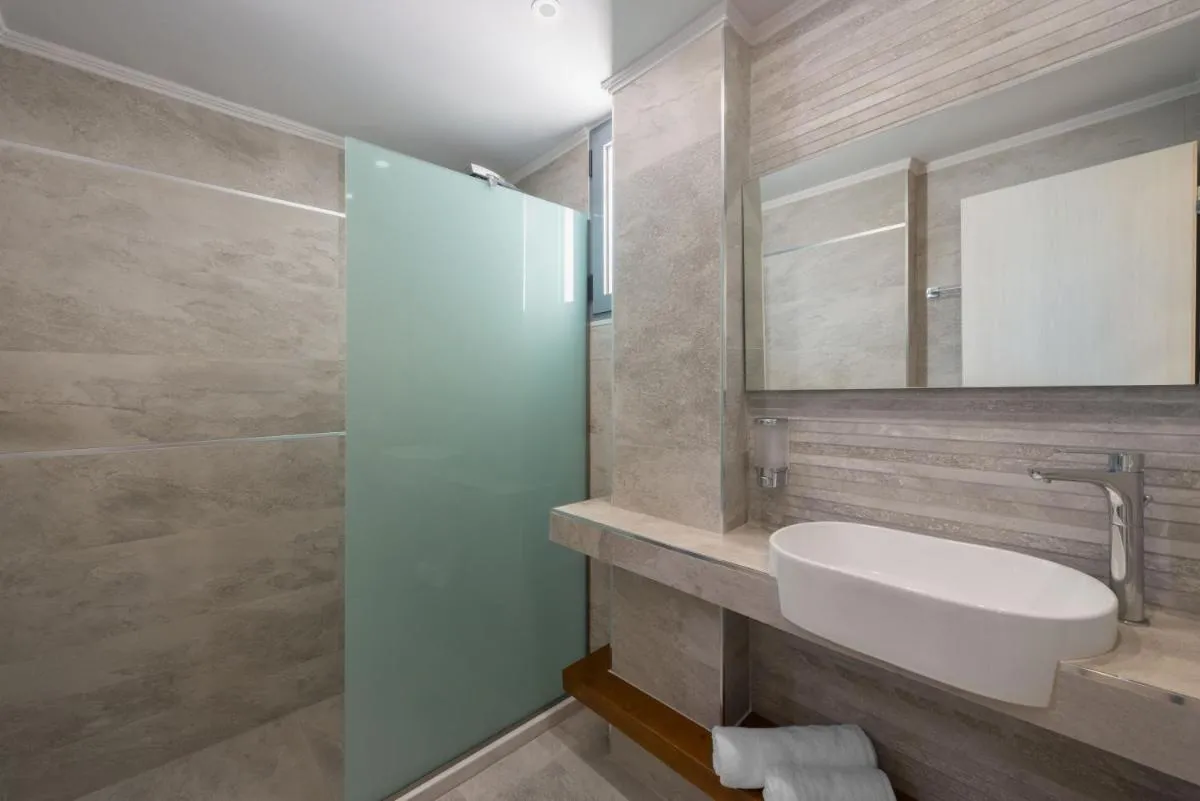 Image 2 of Lardos Luxury Apartments