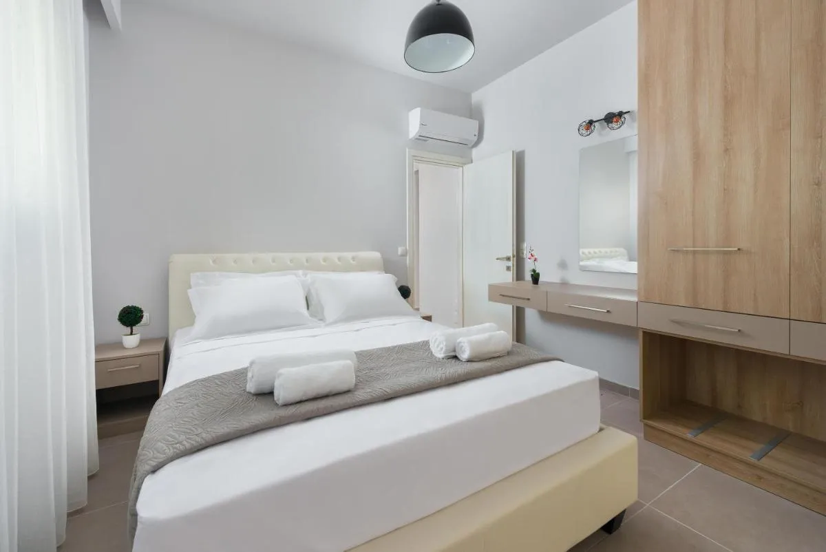 Image 6 of Lardos Luxury Apartments