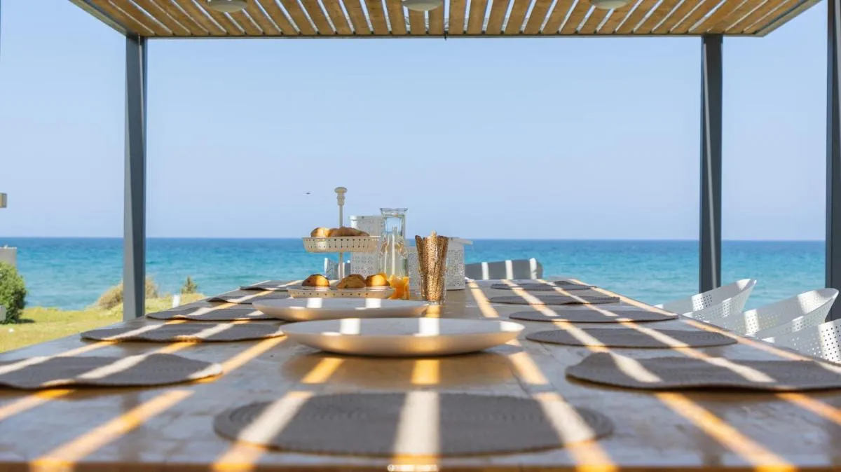 Image 1 of Liam Beach Front Luxury Villa with 100m2 infinity pool