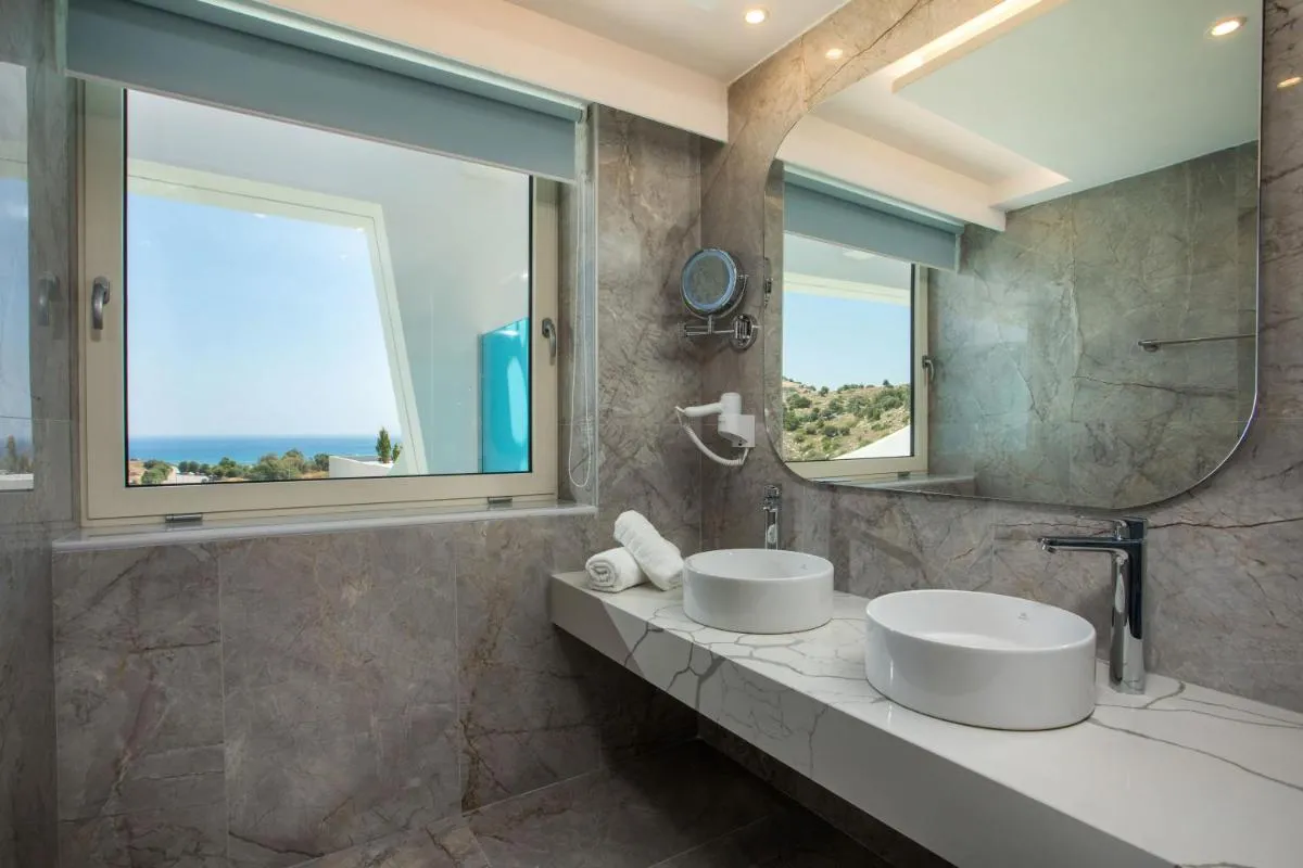 Image 2 of Lindos White Hotel & Suites