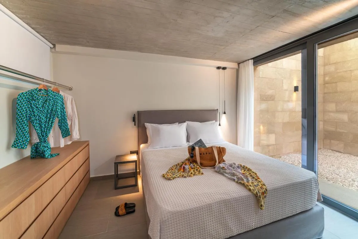 Image 6 of Linear Cabanon Kallithea Luxury Villas