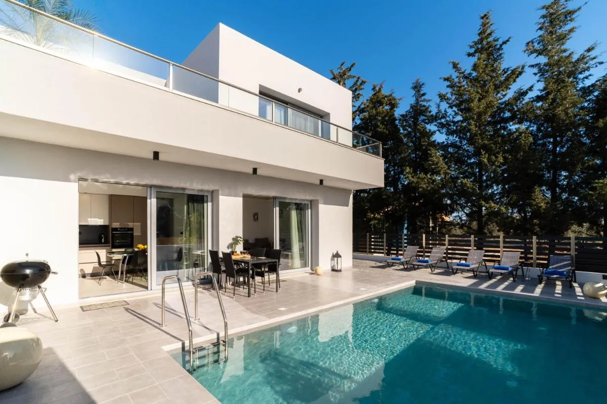Image 3 of M&B Luxury Villa