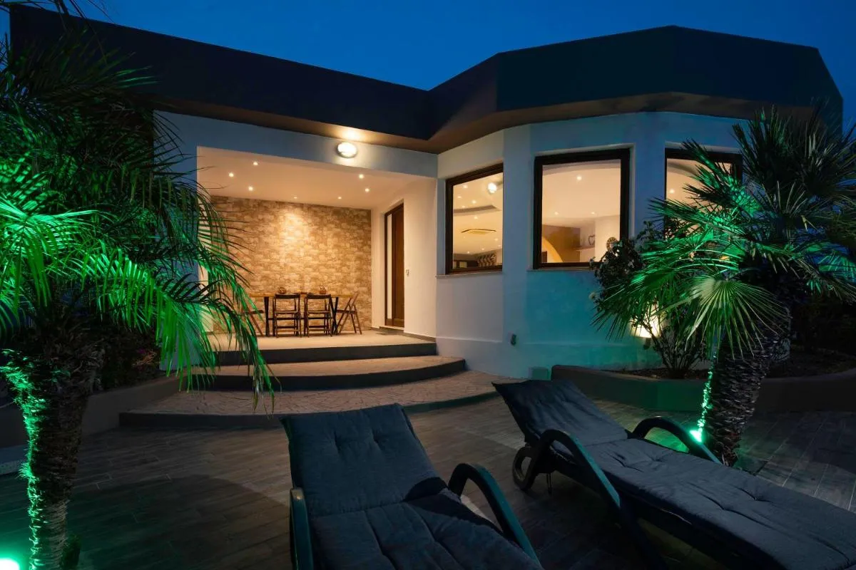 Image 5 of Maia Luxury Pool Villa
