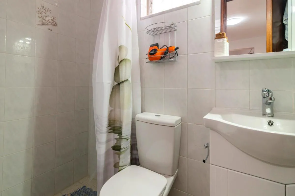 Image 2 of Manolis and Anna’s House