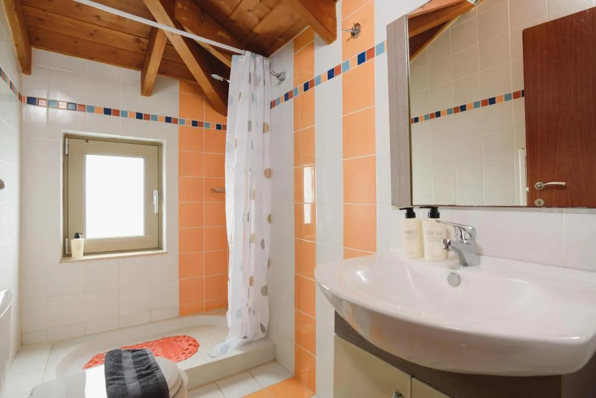 Image 2 of Marilena Mare Seaside & Jacuzzi House