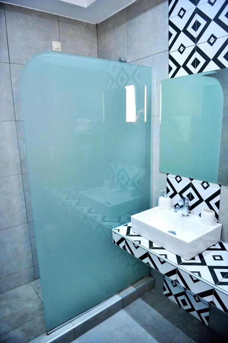 Image 3 of Maroula Studios