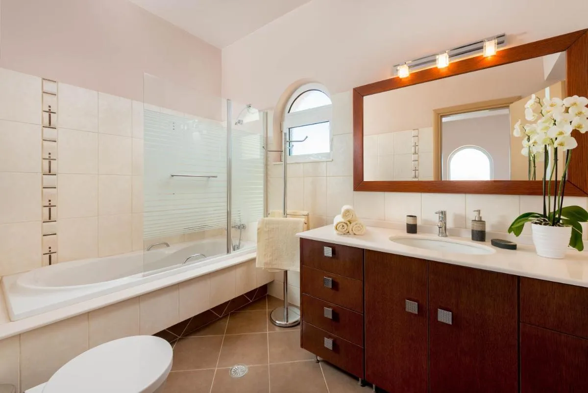 Image 2 of MarySol Luxury Villa