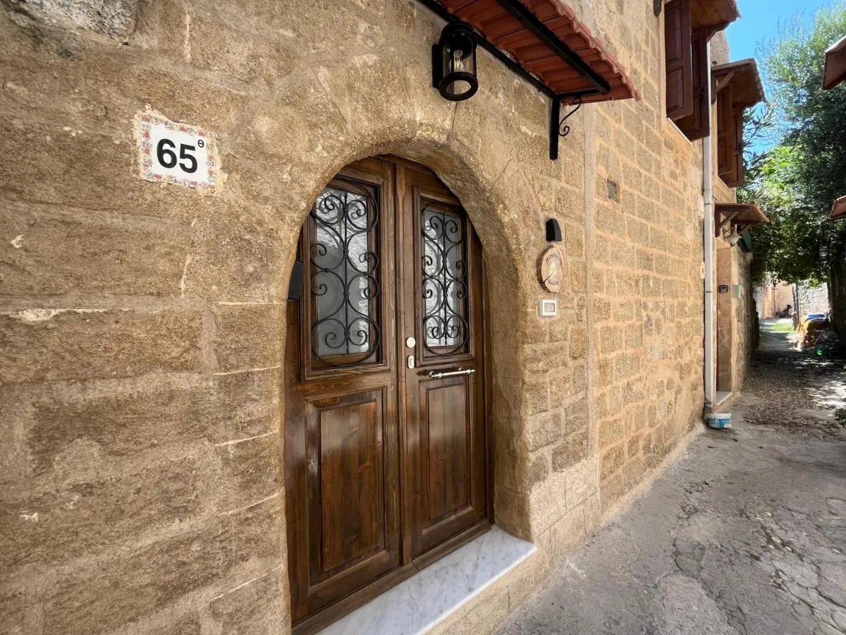 Image 4 of Mirodaty’s House