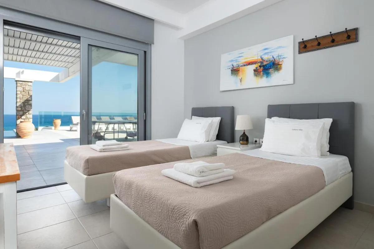 Image 6 of Modern Luxury Villa
