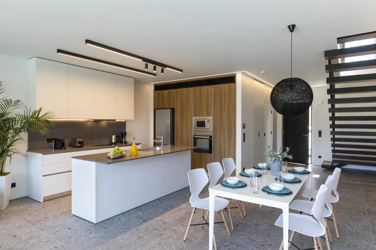 Image 4 of Momentum Villas