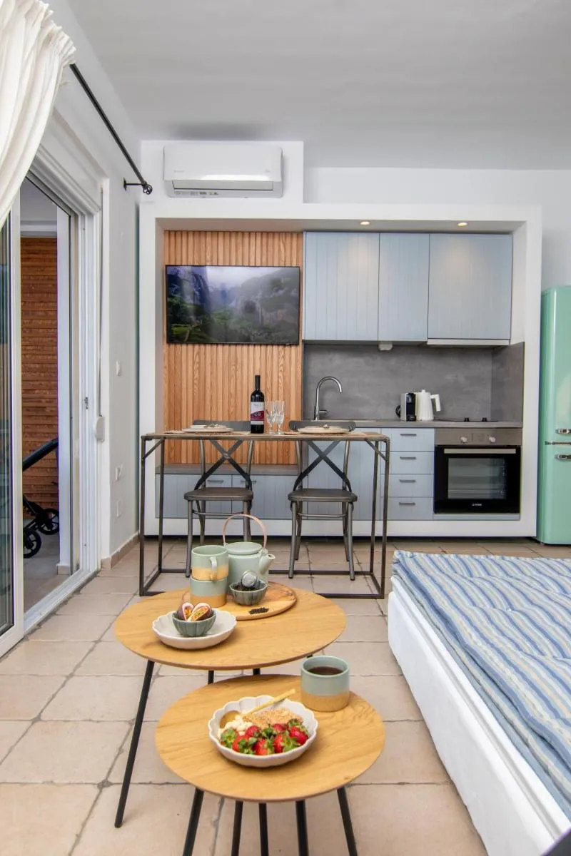 Image 3 of Nostalgia Suites