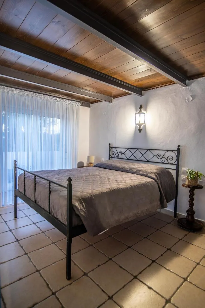 Image 4 of Nostalgia Suites