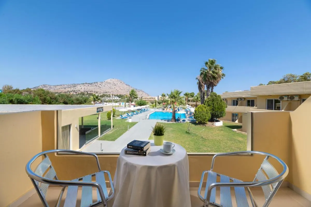 Image 3 of Olive Garden Hotel