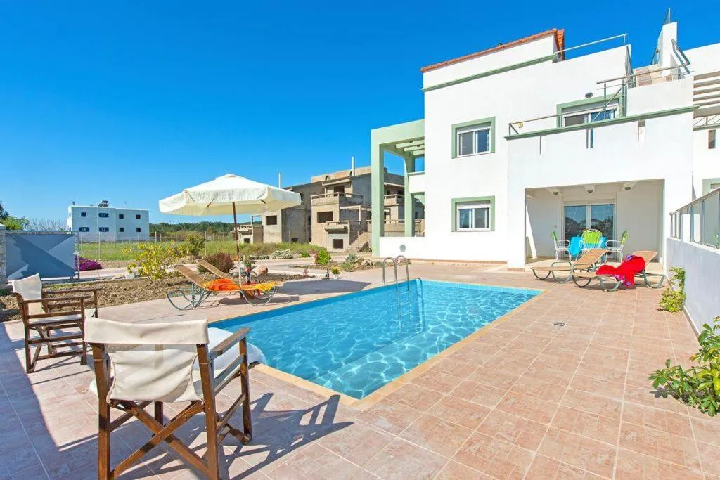 Image 3 of Pearl Villas Gennadi