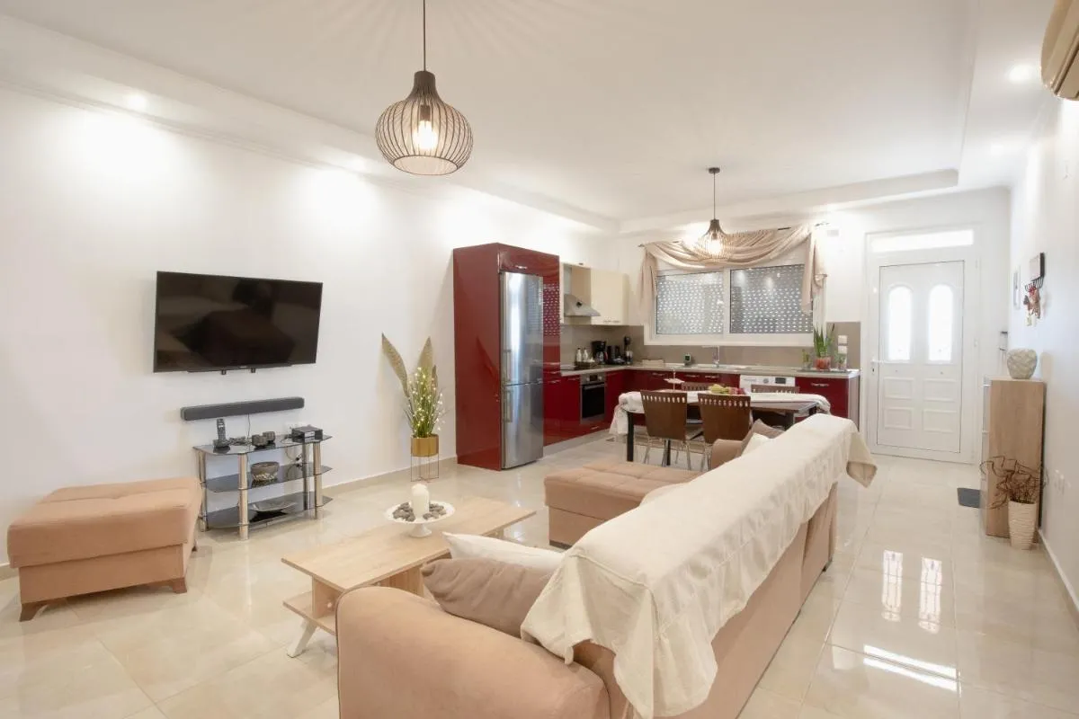 Image 4 of Pearl of Stegna – Beach House