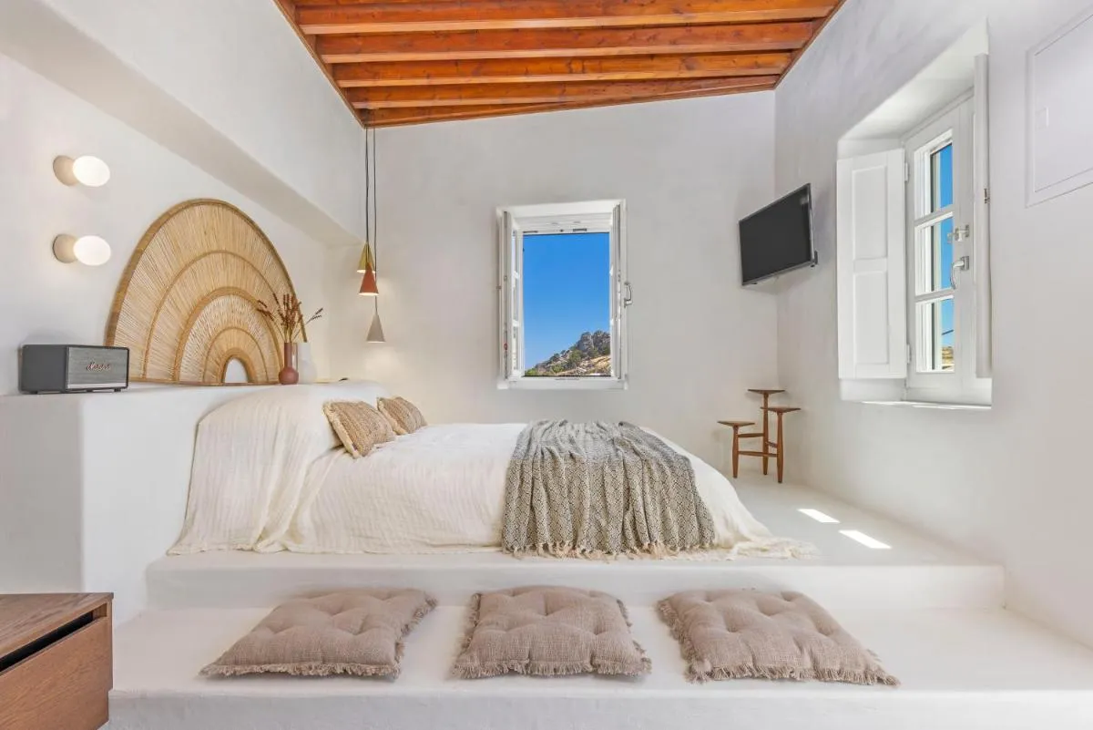 Image 1 of Peni sol Superior Studios Lindos