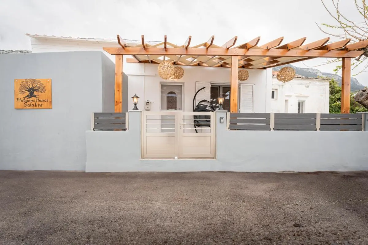 Image 2 of Platanos House Salakos – With Jacuzzi