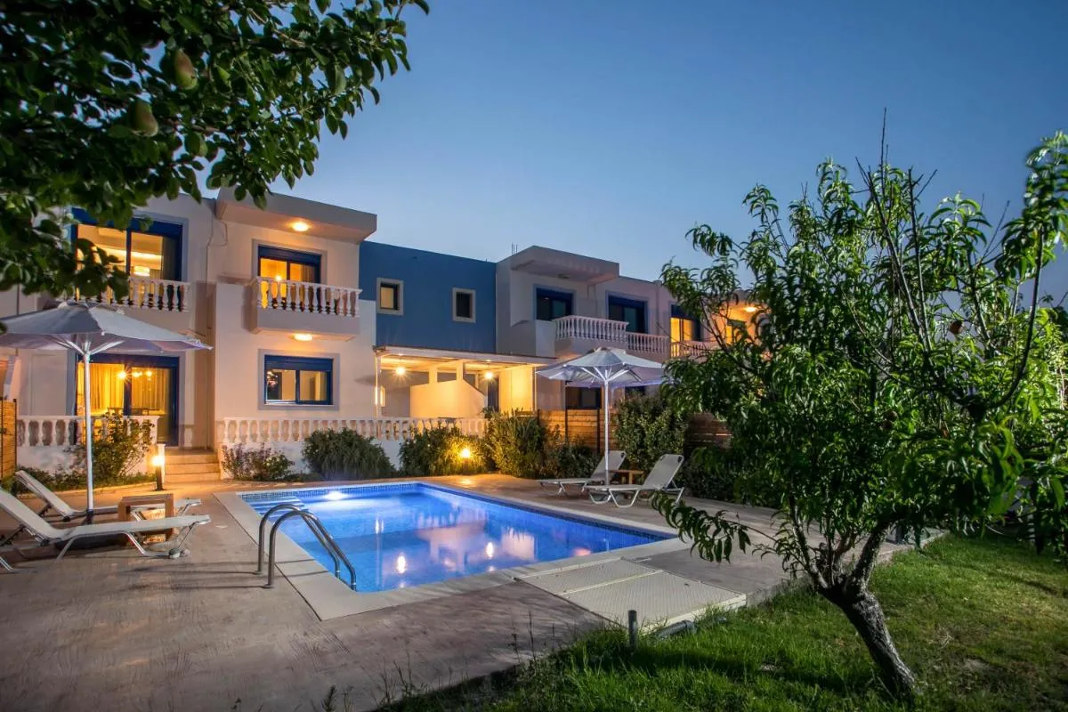 Image 3 of RITA MARE seafront villas heated Pools