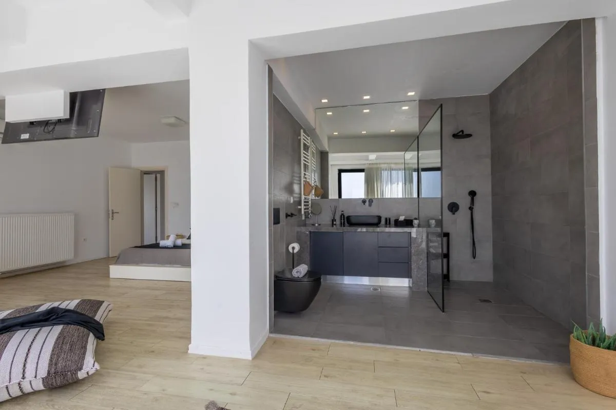 Image 2 of RLM Prime Beach Panoramic Villa