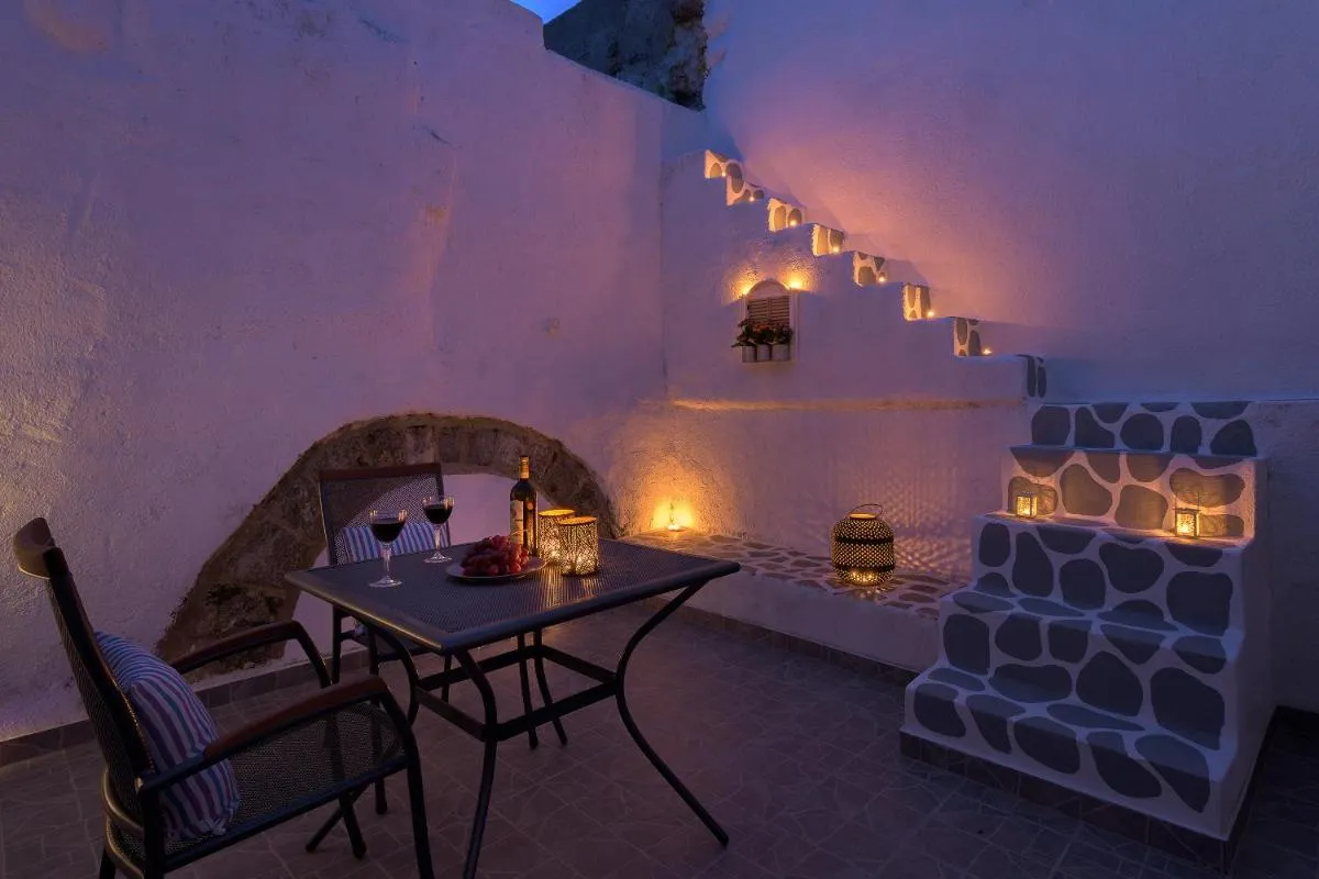 Image 2 of RUSTIC SELF-INN
