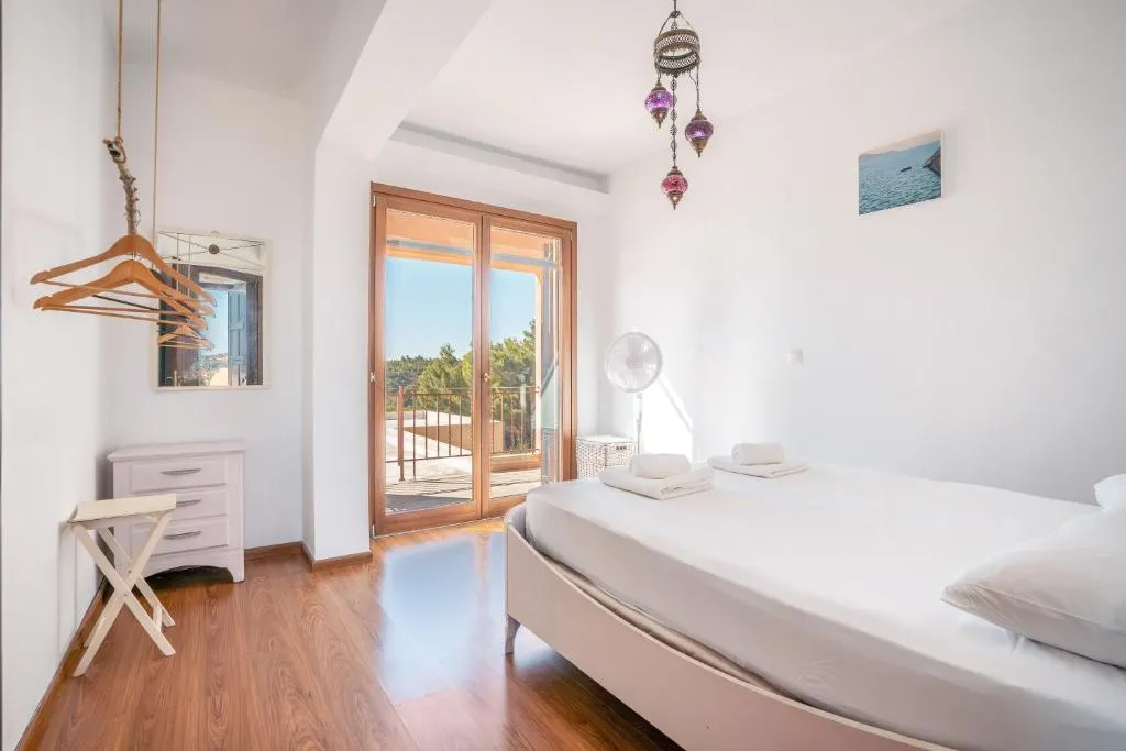 Image of Rhodes Retreat