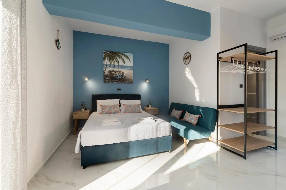 Image 1 of Royal Luxury Studios