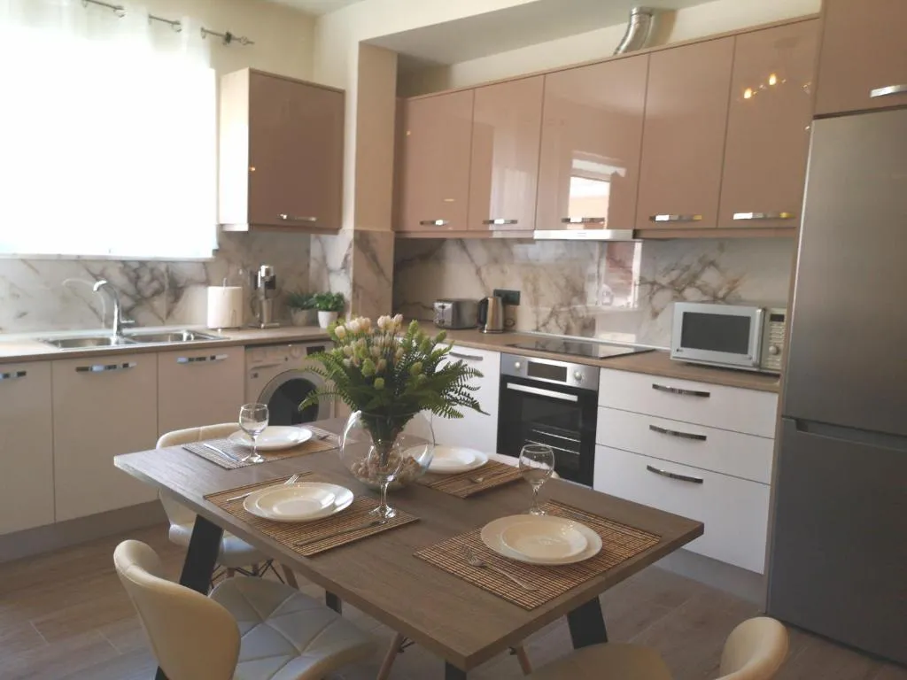 Image of SUNNY HOLIDAYS APARTMENT
