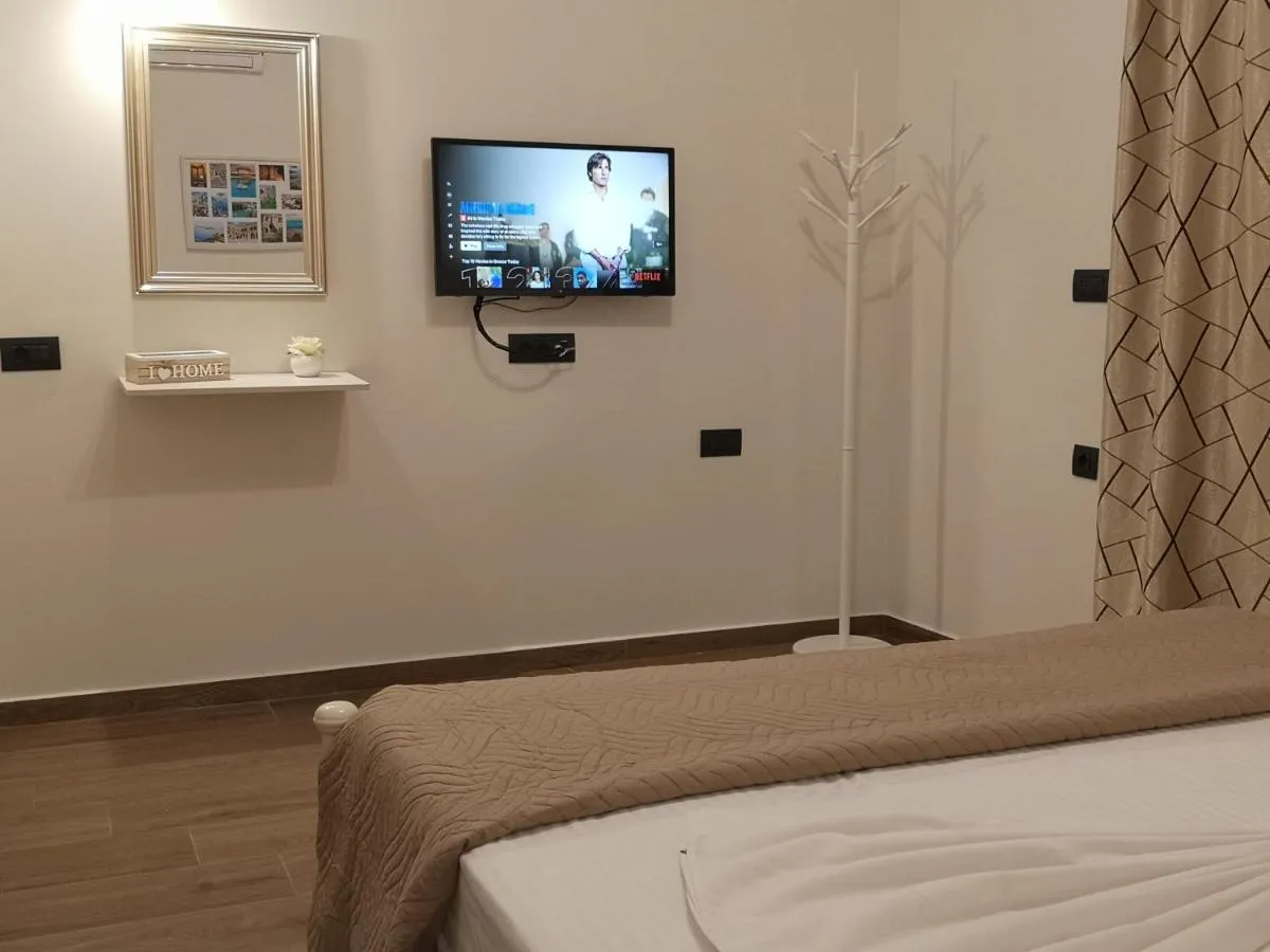 Image 4 of SUNNY HOLIDAYS APARTMENT