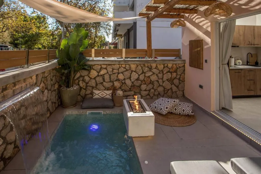 Image 3 of Saint Zoe Luxury Suite