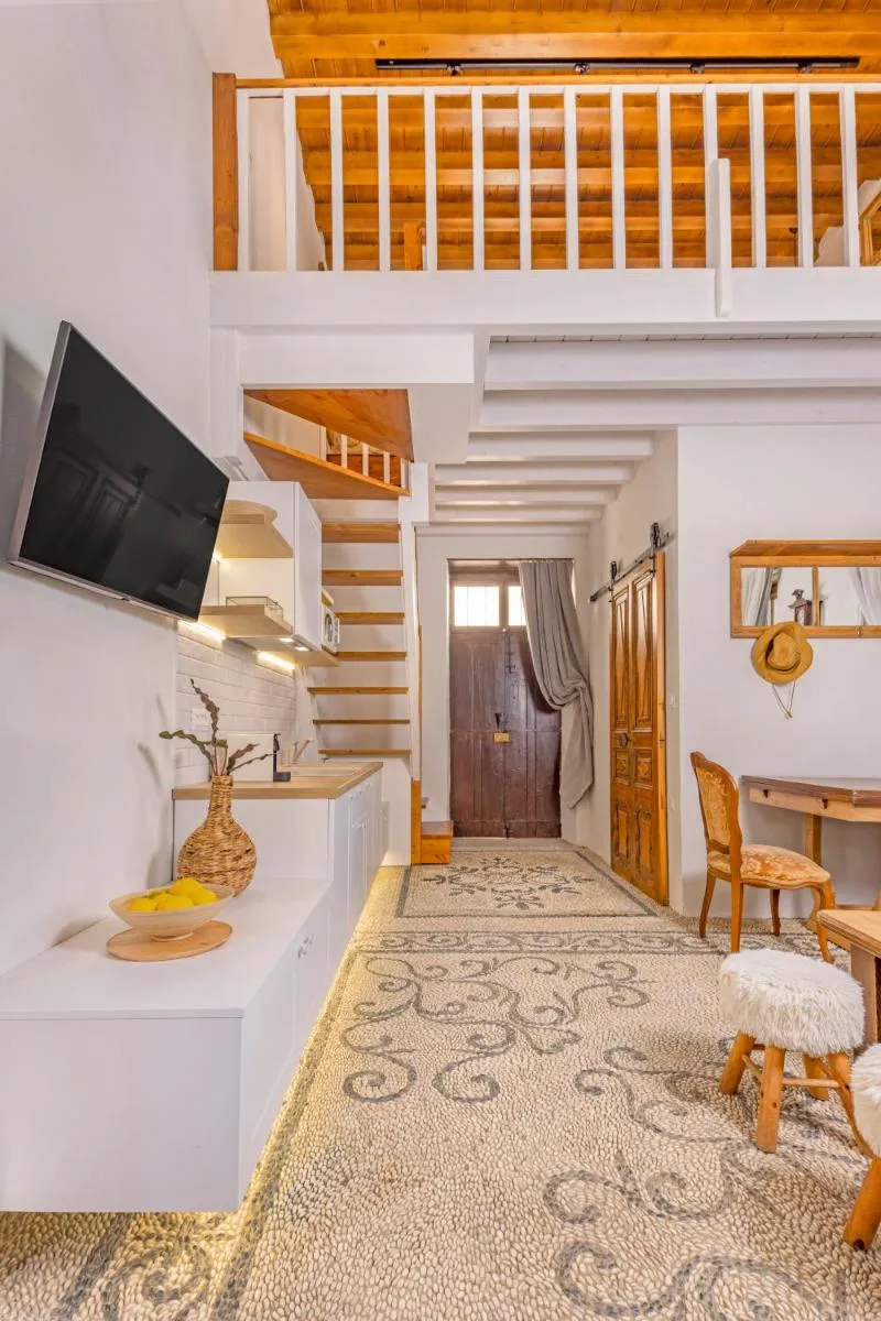 Image 5 of Sala Historical Luxury Suites