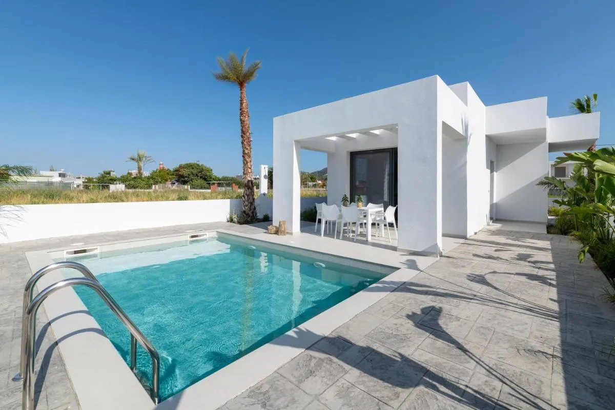 Image 2 of Salty Sun Luxury Villas