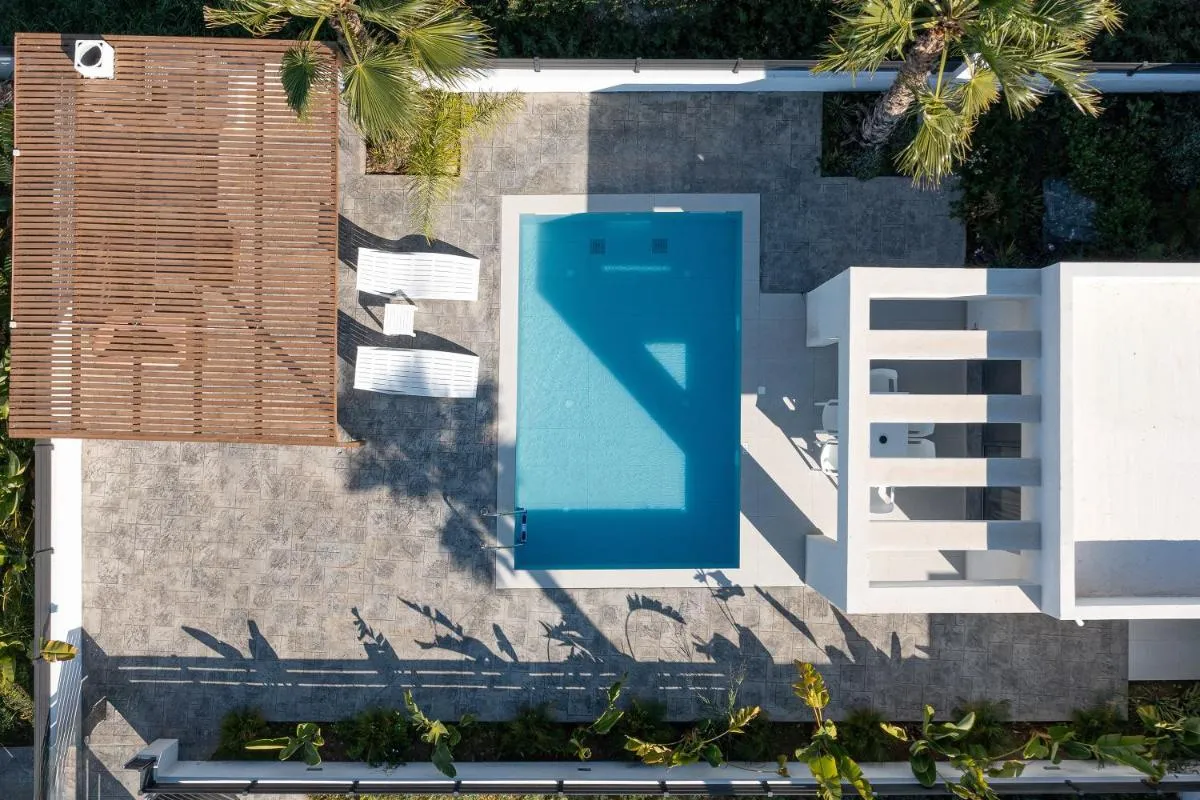 Image 4 of Salty Sun Luxury Villas
