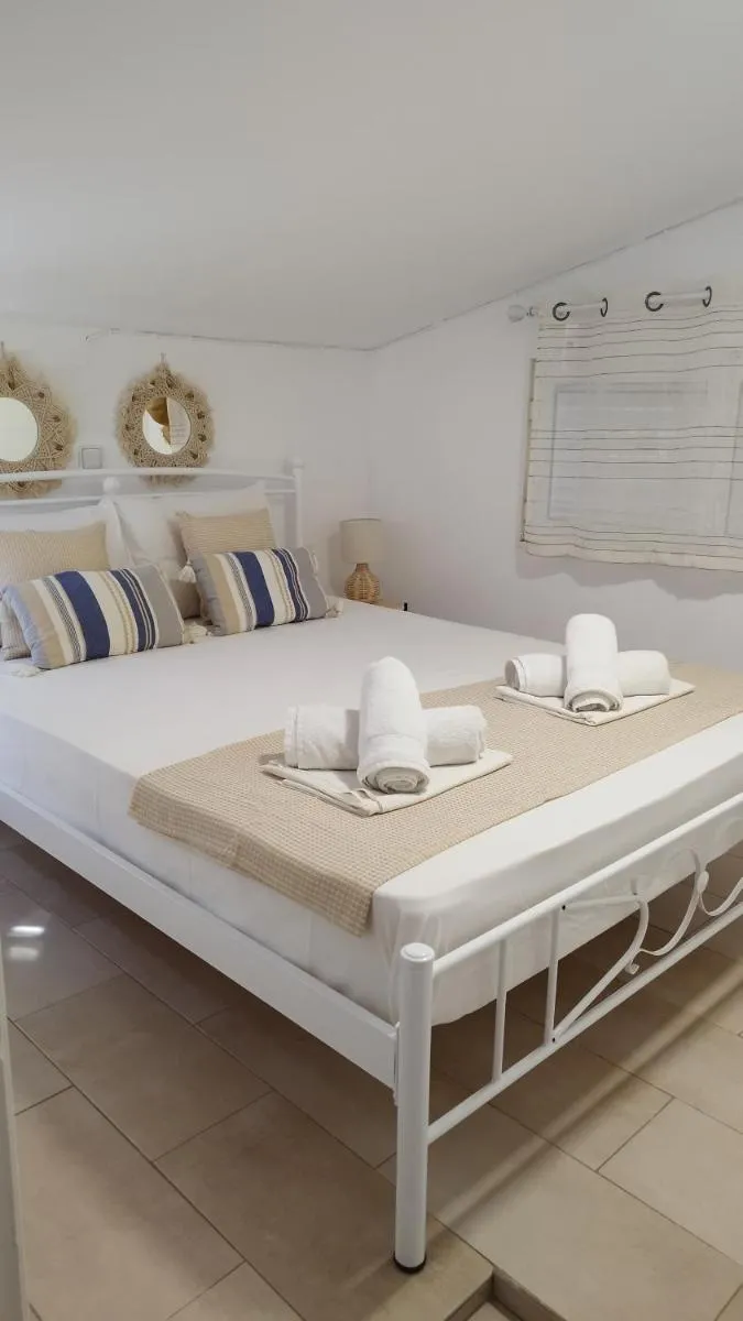 Image 3 of Sea Breeze Stegna