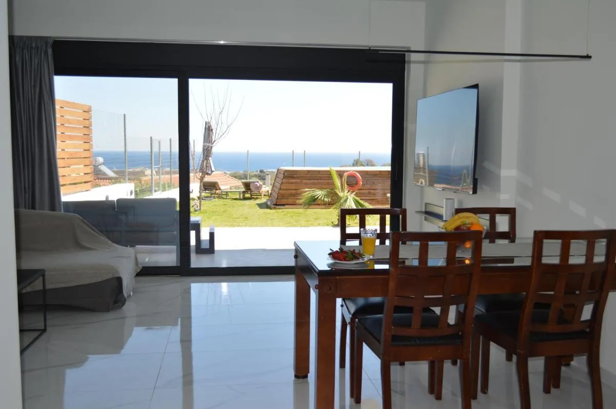Image 4 of Sea View Sunrise Luxury Apartment