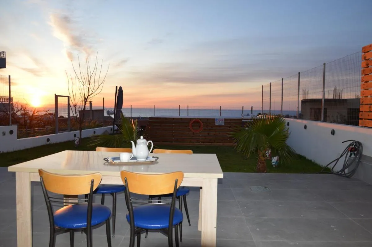Image 6 of Sea View Sunrise Luxury Apartment