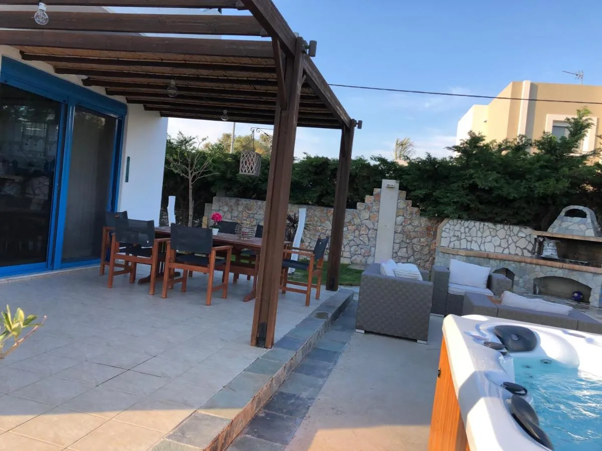 Image 3 of Seascape Villa