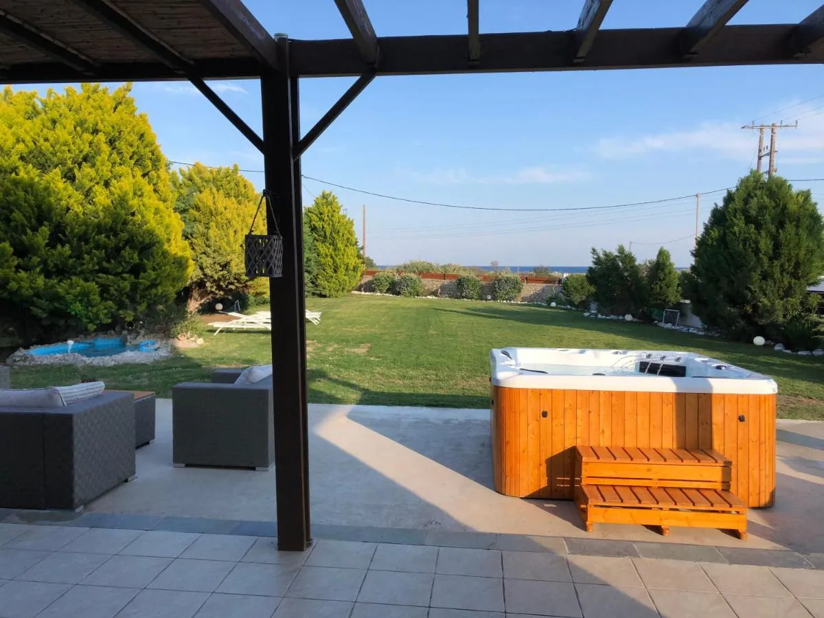 Image 5 of Seascape Villa
