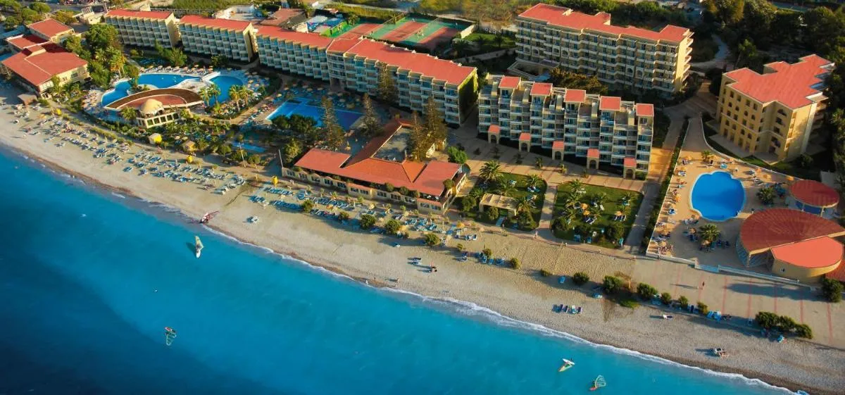 Image 6 of Sunshine Rhodes