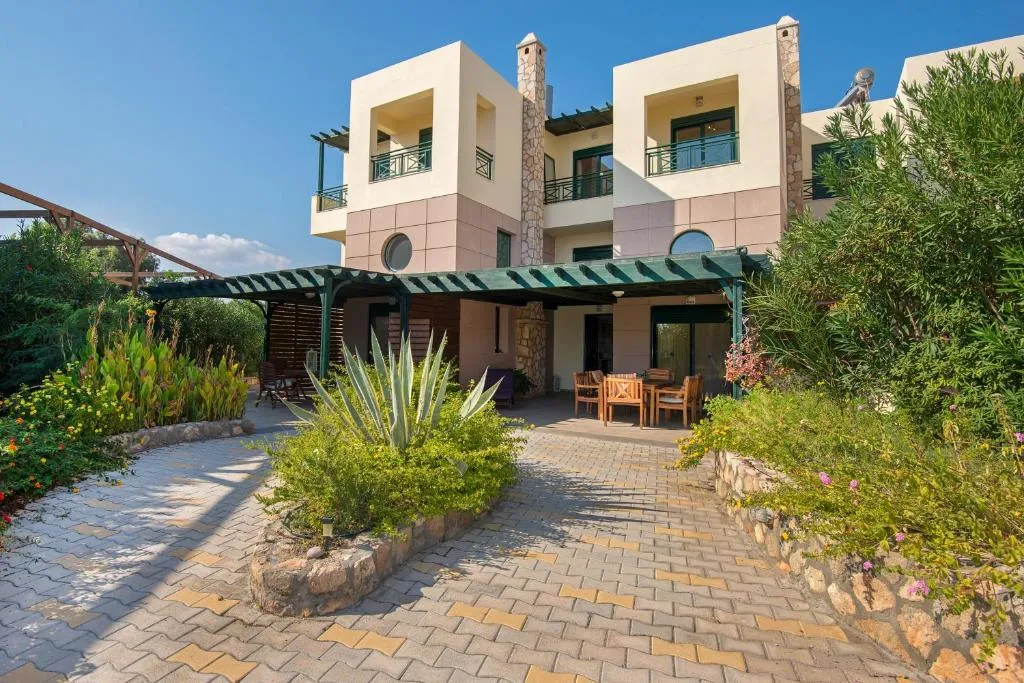 Image of THERETRA KIOTARI VILLAS