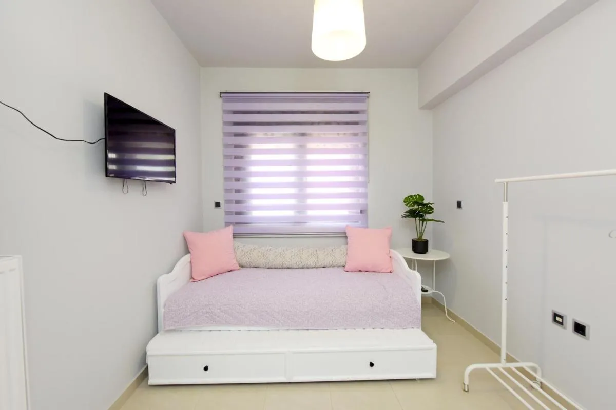 Image 6 of Theros Lux Apartment