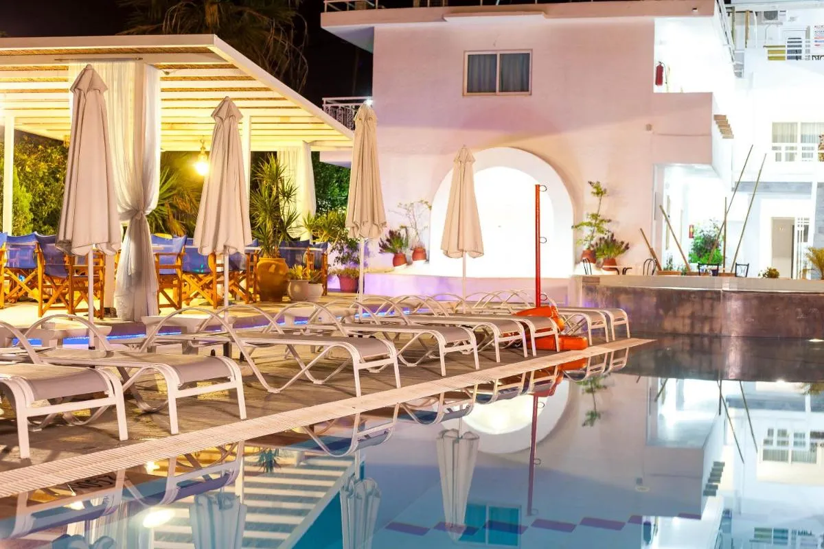 Image 5 of Tinas Plus Hotel