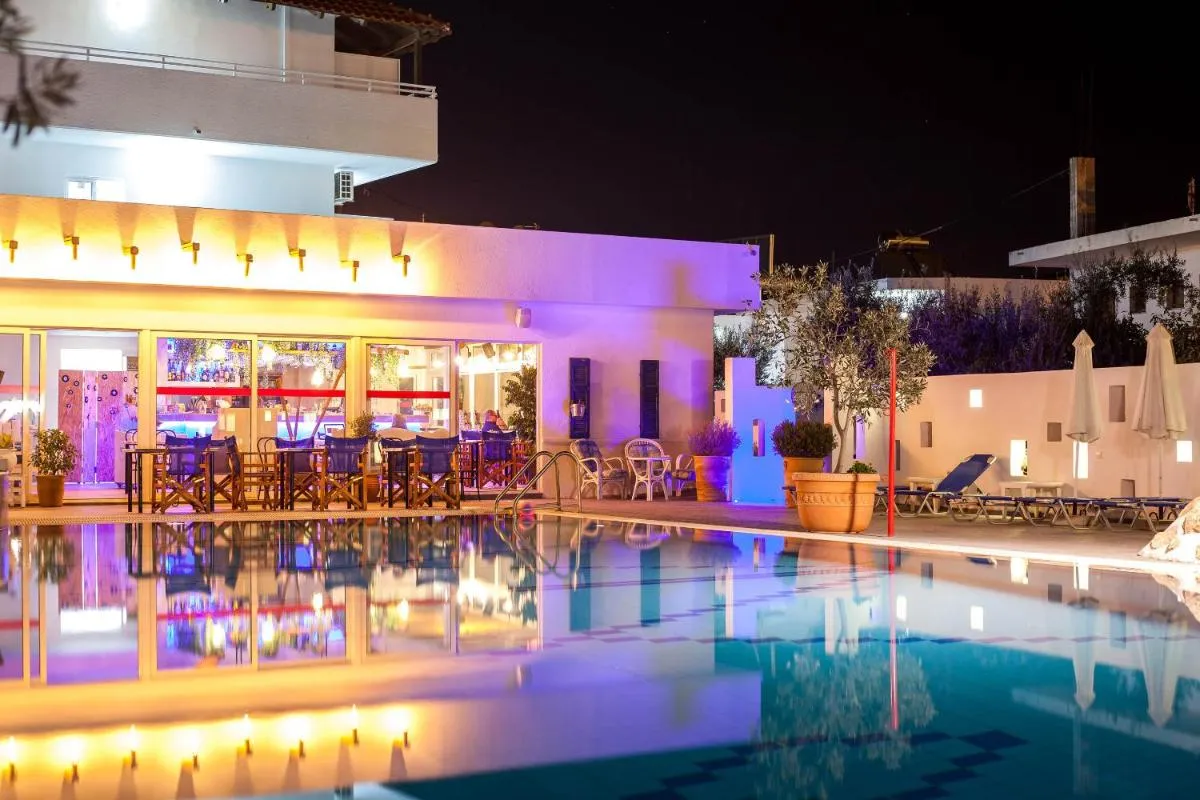 Image 6 of Tinas Plus Hotel